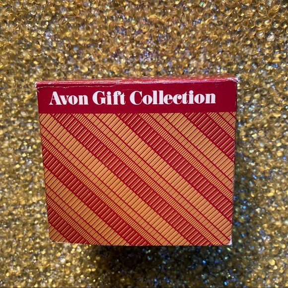 😻 3 for $13 Avon Christmas Train Ornament - Picture 7 of 12